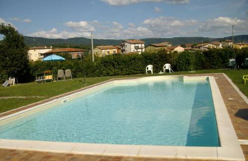 La Loggina Maxi con 2 giardini recintati privati - Foto 13