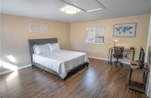 Houston St Guest house near Downtown/Military base - Foto 18