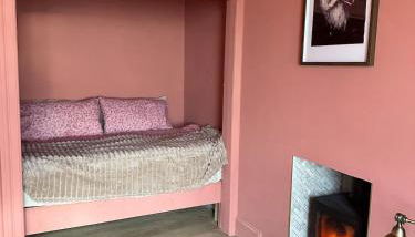 The Skipper's Rest - Photo 2