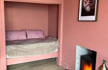 The Skipper's Rest - Photo 2