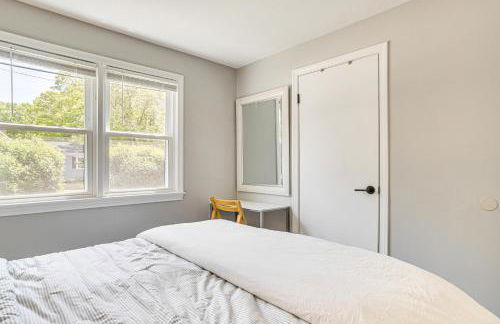 Private Beach and Resort-Style Perks Cape Cod Home - Foto 18