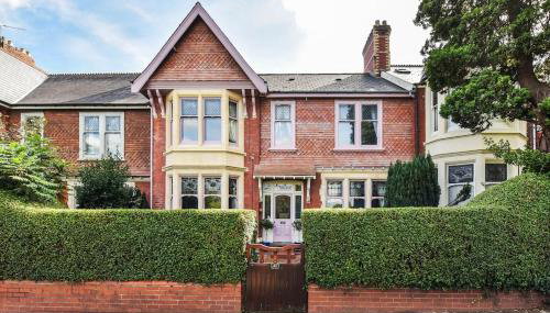 Traditional 3-Bed Property in Pontcanna with Parking - Foto 1