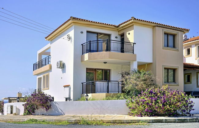 Villa Only 50m To The Sea, Sleeps 12, Polis - Foto 51