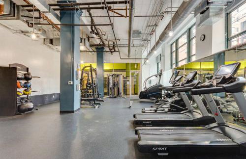 West Loop - City Views With In & Out Parking 2 - Photo 80