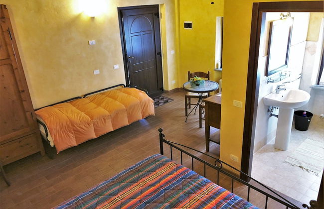 Timeless Holiday Home in Apecchio With Garden - Photo 6