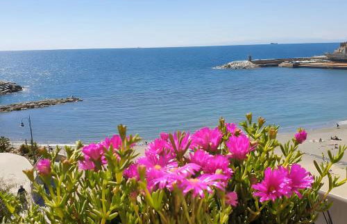 Appartamento Fronte Mare con posto auto privato LT - Foto 11