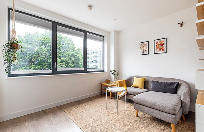 Well-connected, Cosy and Bright Modern Flat - Foto 8