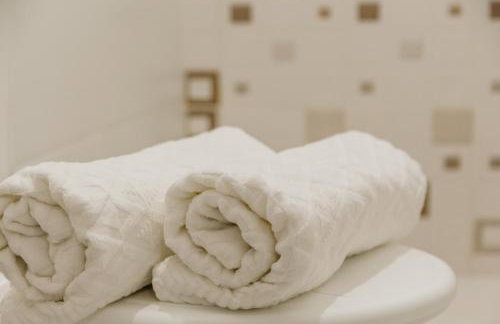 Studio à 400m mar,cozinha completa, wi-fi 95mbs ideal para casais - Foto 6