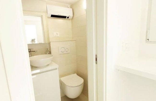 Jele - Perfect Location - A1 - Photo 10