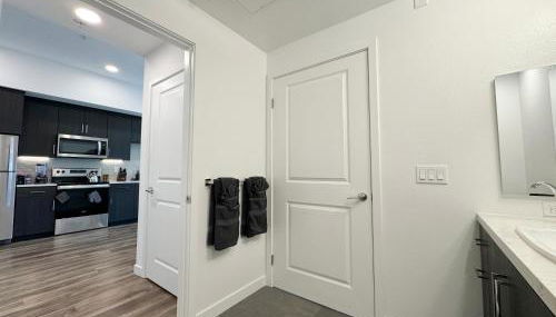 Modern Hollywood Home Sunset View & Free Parking - 10mins to Universal Studios - Foto 2