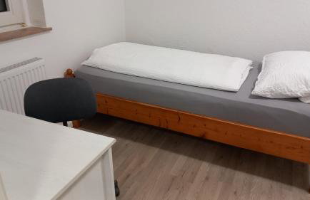 Neumühles Apartment Duisburg, großes TV, Wlan, Kaffeemaschine & Erdgeschoss - Photo 9