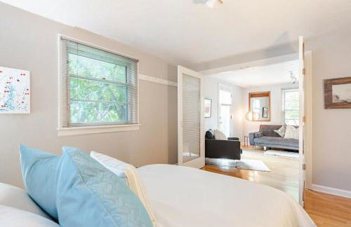 Jackson Star, A MidCentury Dream - Photo 3