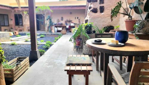 Casa emblematica Miranda con Jardín interior canario - Foto 2, Garden