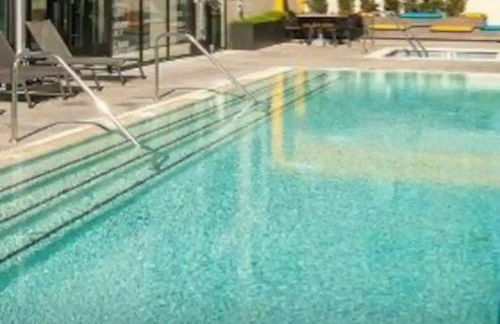 Stylish 2BR Near Dodgers Stadium by Oneluxstay - Foto 7