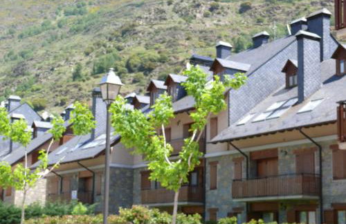 Apartamentos wifi Baqueira & Aigüestortes con jardín privado - Photo 79