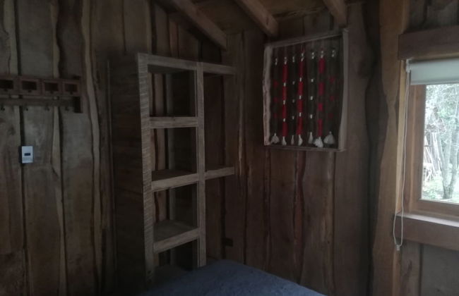 Wonderful Rustic Cabin 2, With Native Logs, on the Banks of the Trancura River - Foto 3