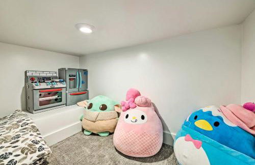 Newly-Built Lakeside Gem with Community Perks! - Foto 26