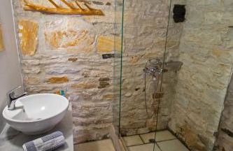 Platsa's House - Photo 20