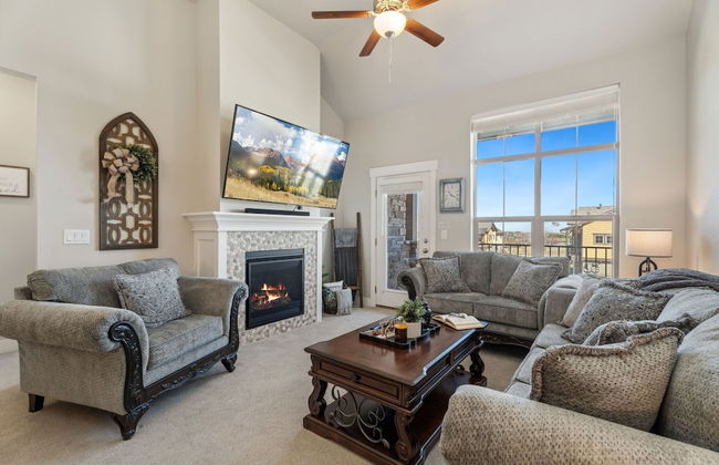 Serene Retreat With Hot Tub, Sauna, Pool & Gym - Foto 1