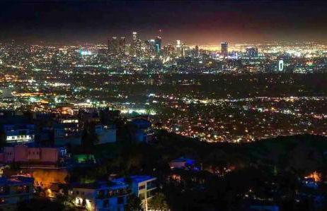 Hollywood Hills Spa Retreat Oasis with Tree Top Views, Private Jacuzzi Style Tub, Steam Room, Magical Half Acre Acre Garden and Patio, Free Parking for 2 cars, in LA's most Serene, Central Desirable Area - Foto 43