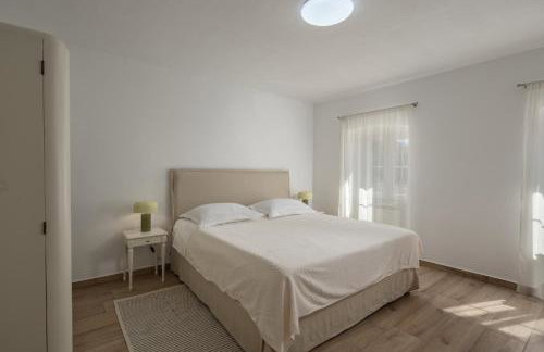 Familija Lovrinovi Retreat with Shared Pool - Foto 9