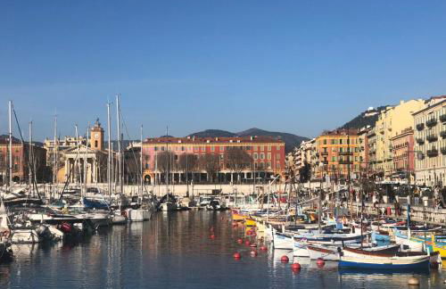 Charmant studio tout proche du port - Photo 24