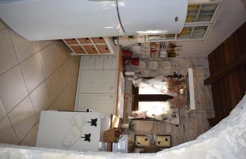 private villa near Arvi - Foto 17