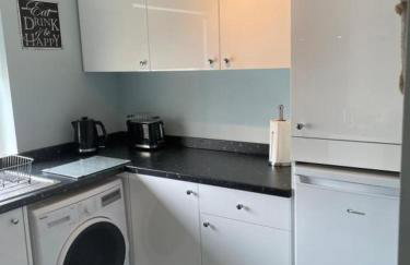 Seaview Apartment with parking - Photo 8