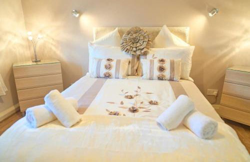 Bespoke Bungalow Salford Quays - Garden, WiFi and Parking - Foto 3