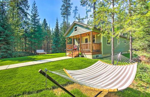 Rustic-Chic Woodland Hideaway with Hot Tub! - Foto 26