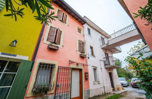 Romeos Cottage Public free parking bike rental - Foto 4