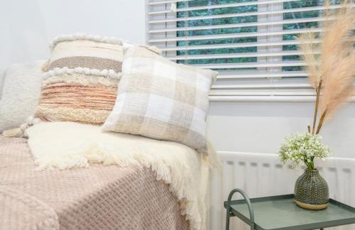 Pass the Keys Family Friendly home in Baildon Court-Free Parking - Foto 26