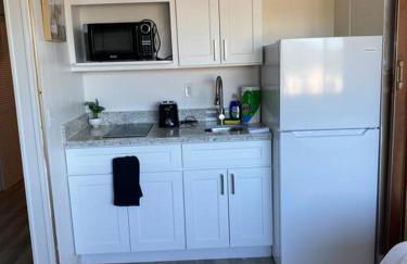 Charming Micro studio in Gadsden, AL - Photo 1