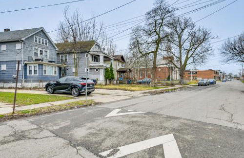 6 Mi to Dtwn Attractions Buffalo Apartment! - Photo 25