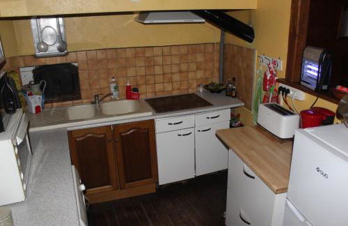 Maison de charme calme entourée de montagne - Foto 11