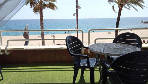 Piso Jover alojamiento en primera línea del Mar !! - Foto 4