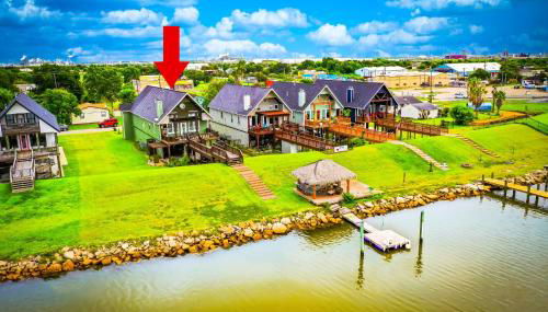 Luxury Waterfront Home Family and Pet Friendly Near Surfside Beach 11 Mins - Foto 4