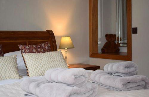 Hot Tub, Stream-Side Garden, Mountain Views, 17thC - Photo 17