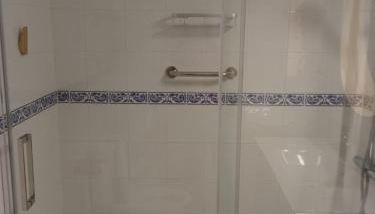 Apto Playa de Regla, primera linea, Parking, AA y wifi - Foto 2, Shower