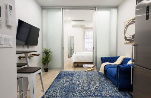 78-1B New 1BR prime UES WD in unit BEST VALUE - Foto 1