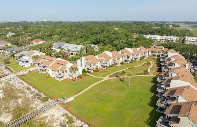 Sunny Condo w/ Stunning Ocean Views - Near Beach, Sandbar, & Tennis - Photo 1