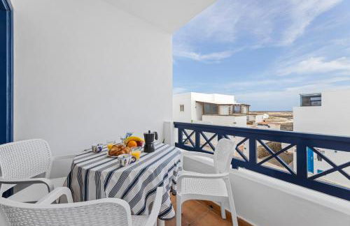 Home2Book Charming Apt Caleta de Caballo Beach - Foto 21