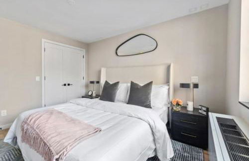 3BR Penthouse with Massive Private Rooftop - Foto 17