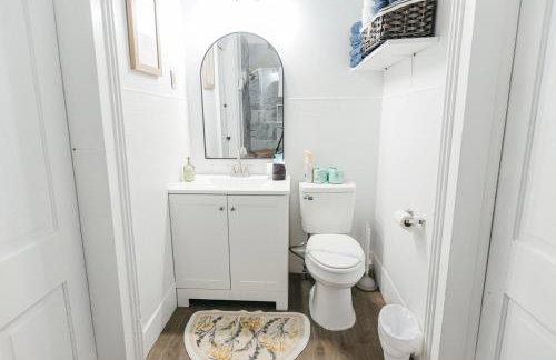 Downtown Delight Close to Strand and Cruise Terminals - Foto 10