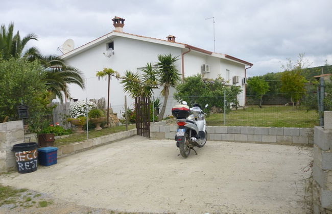 Rose Garden, Super Cheap Holiday Home in the Southernmost tip of Sardinia - Foto 18