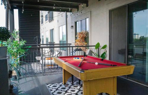 The Treehouse Spacious & Fun 2BR Retreat in the Heart of the Domain - Foto 1