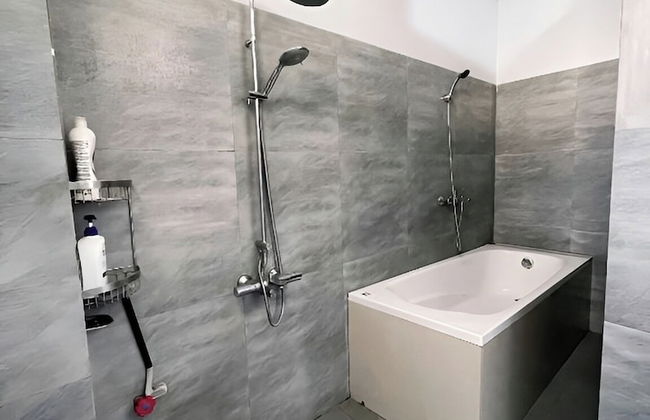 Amazing 3 br Best House Homestay - PT - Foto 31