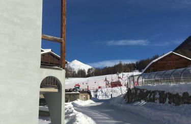 Pied des pistes à Molines en Queyras - Foto 10