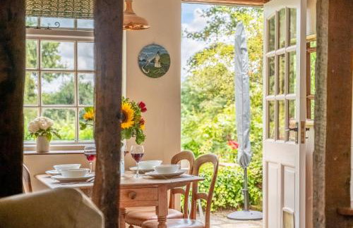 Brimming with Medieval charm - Weavers Cottage - Foto 14