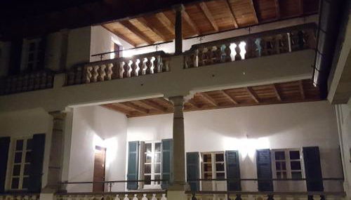 Villa Maghetti - modernized flat in historic palazzo in the center of Luino - Foto 1